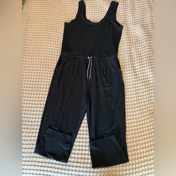 Vuori Jumpsuit - Picture 1 of 8